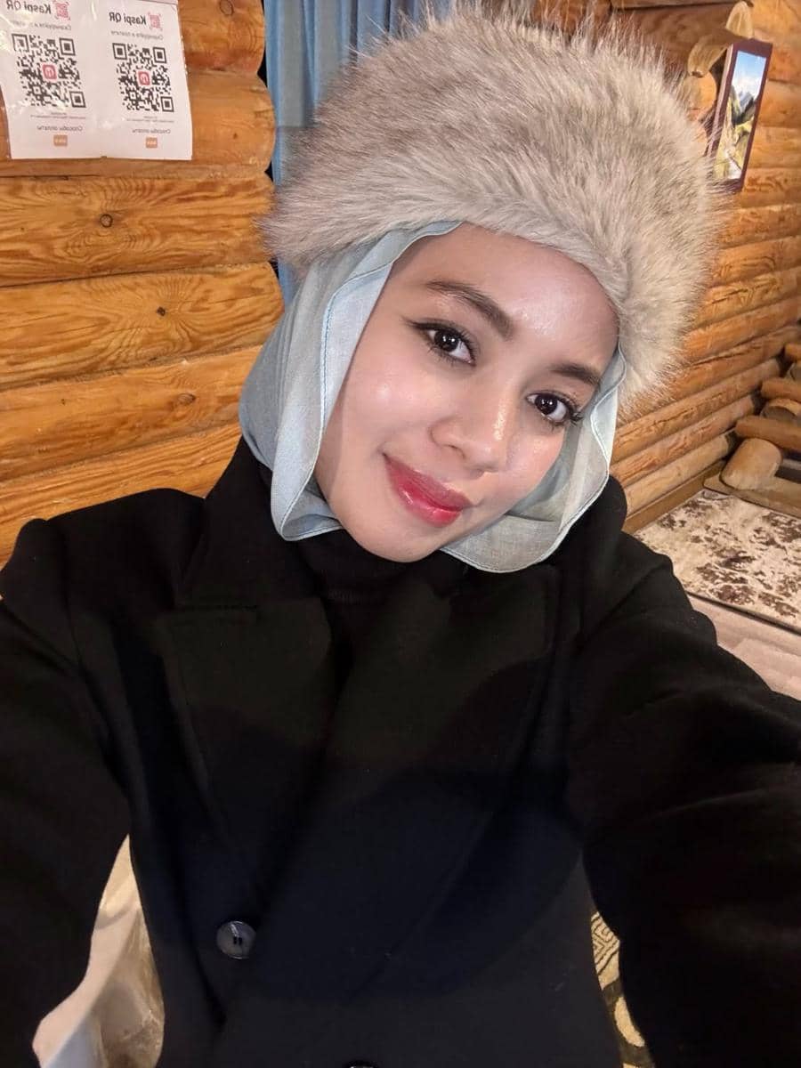 Sohwa Halilintar menikmati liburan di Kazakhstan