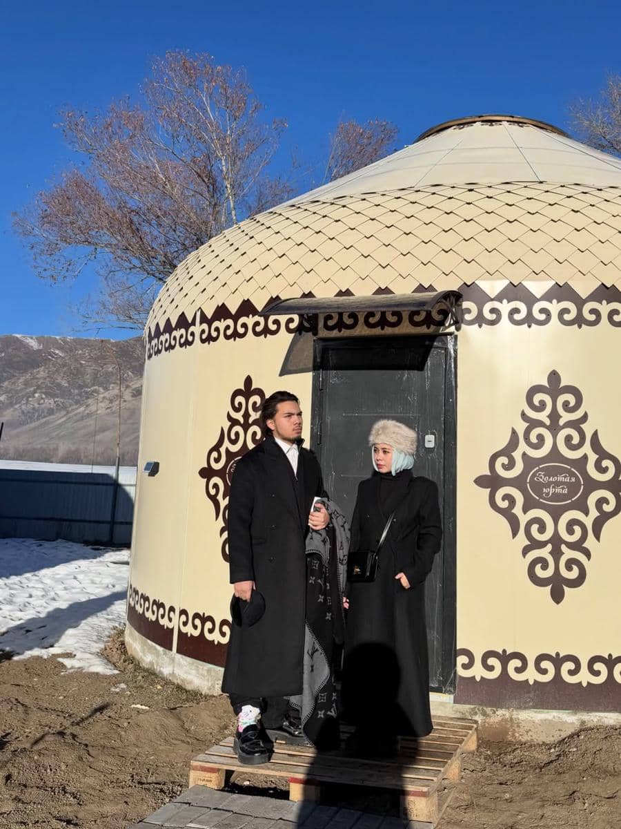 Sohwa Halilintar menikmati liburan di Kazakhstan