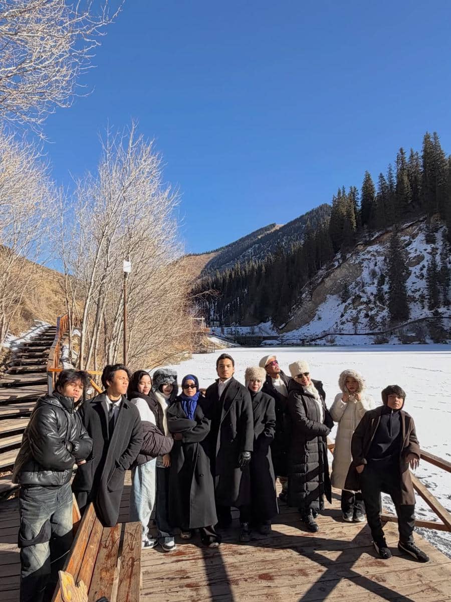 Sohwa Halilintar menikmati liburan di Kazakhstan