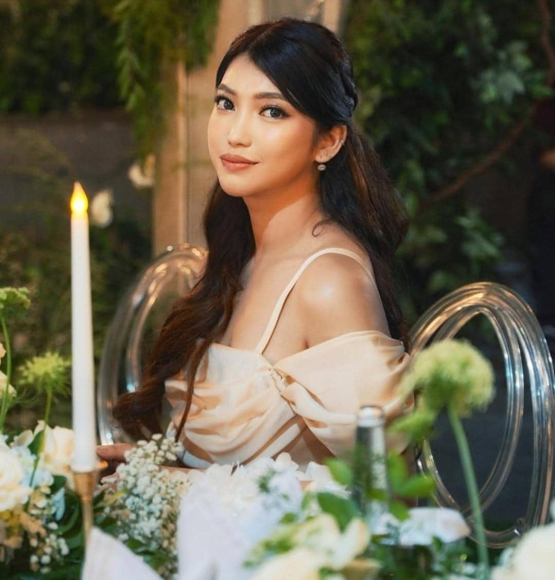 Inspirasi makeup ala Dewi Paramita 'Mici' 