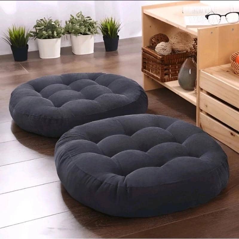 A A toys bantal duduk