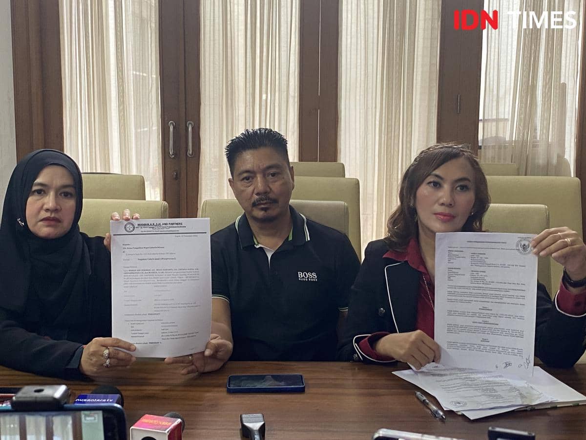 potret Farly Lumopa bersama kuasa hukumnya