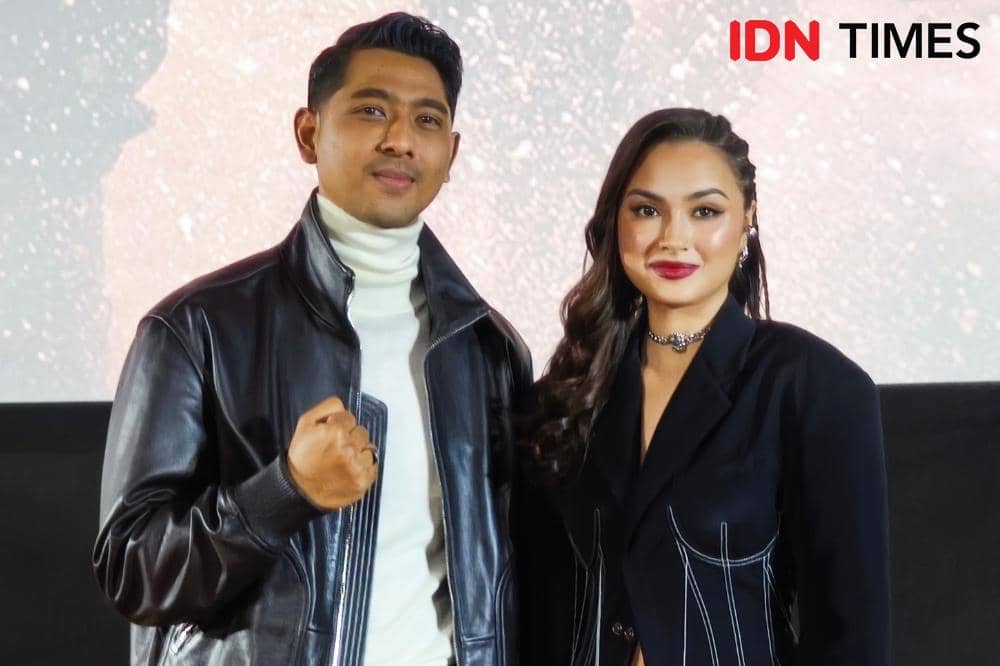 Potret Arya Saloka dan Caitlin Halderman saat press conference serial Algojo di Jakarta, Kamis (8/1/2026)