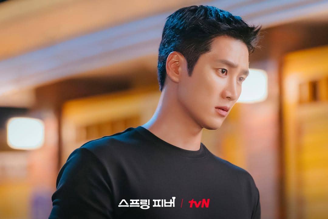 cuplikan drama Spring Fever