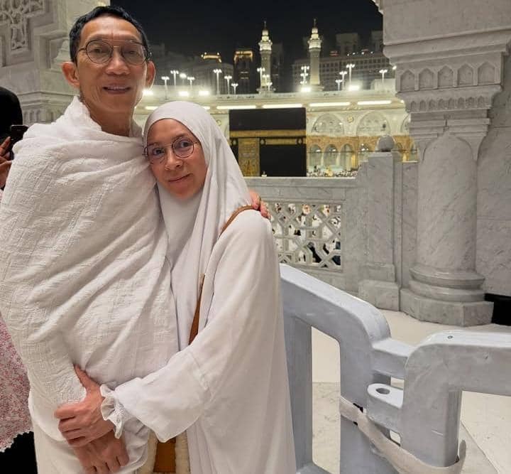Melly Goeslaw sambut ultah ke-52 saat Umrah