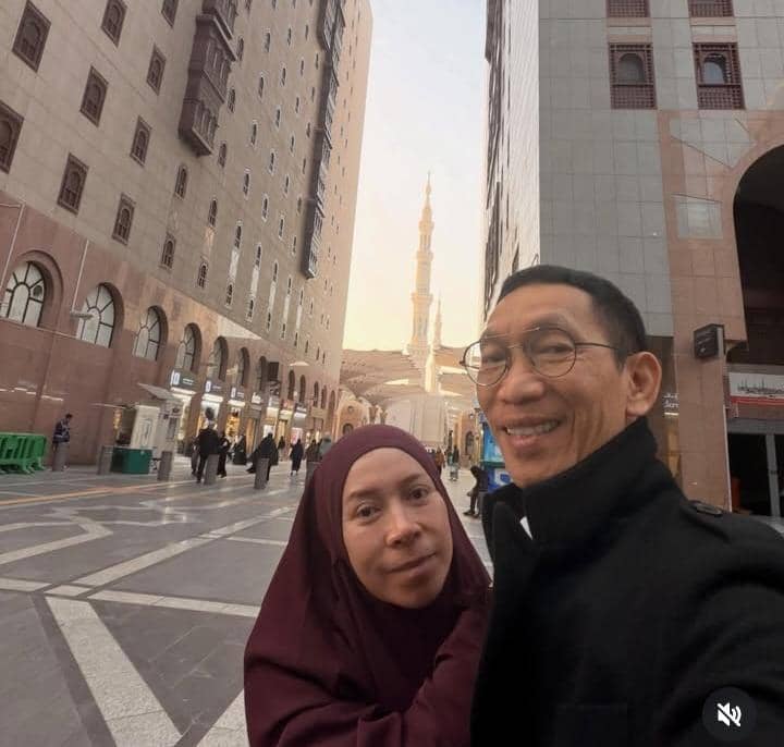 Melly Goeslaw sambut ultah ke-52 saat Umrah
