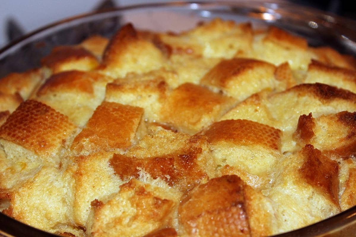 5 Tips Bikin Brioche Bread Pudding yang Lembut dan Kaya Rasa