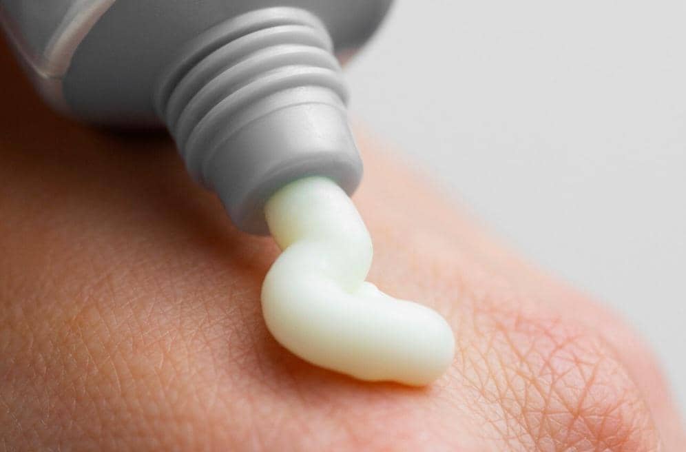 ilustrasi krim pegal