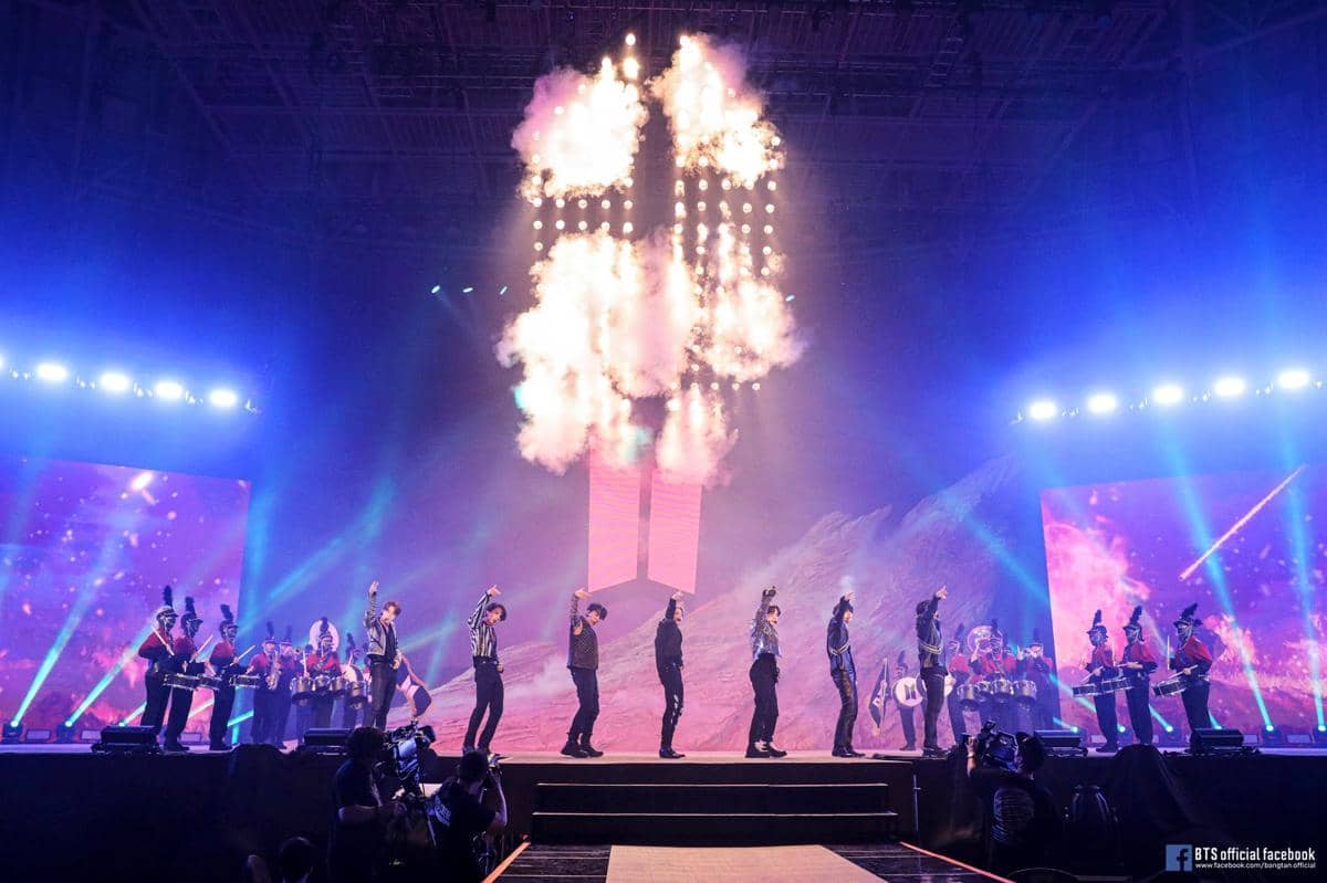Potret BTS tampil ON di konser MAP OF THE SOUL ON:E