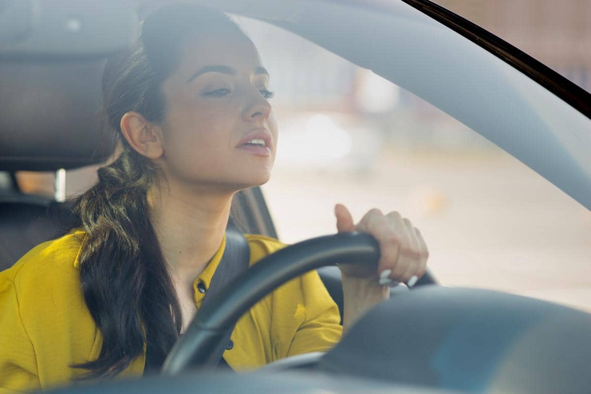 Belajar menyetir mobil