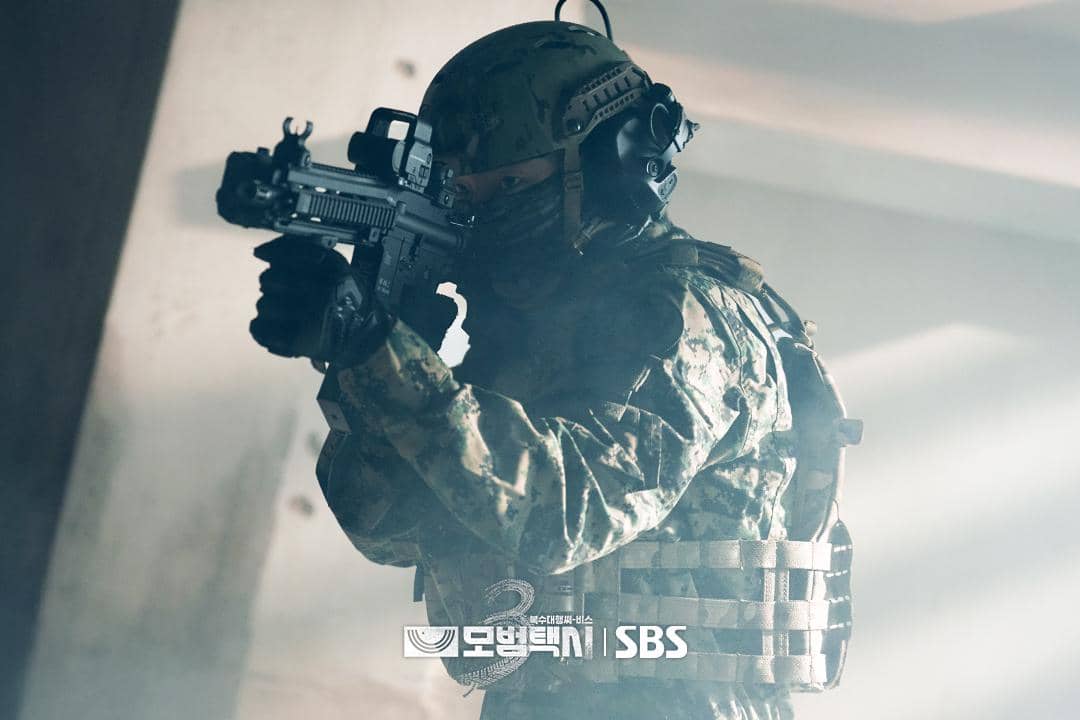 Lee Je Hoon di Taxi Driver 3