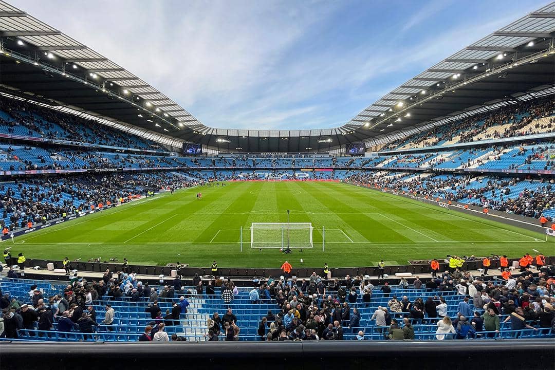 ilustrasi stadion Manchester City, Etihad Stadium