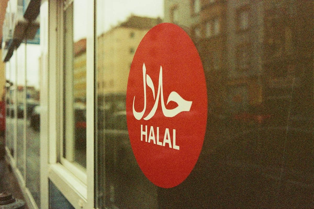 ilustrasi logo halal