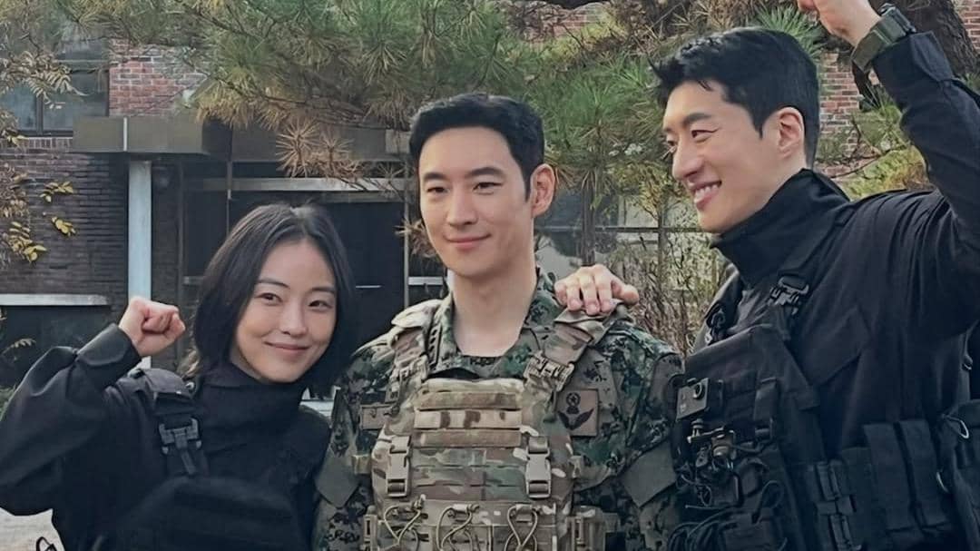 cuplikan drama Taxi Driver 3.