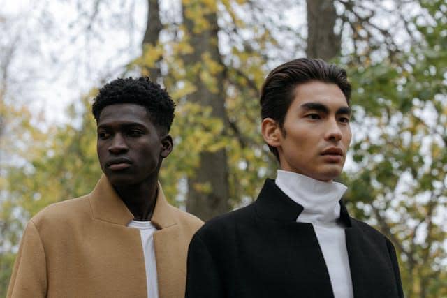 ilustrasi gaya quiet confidence pria