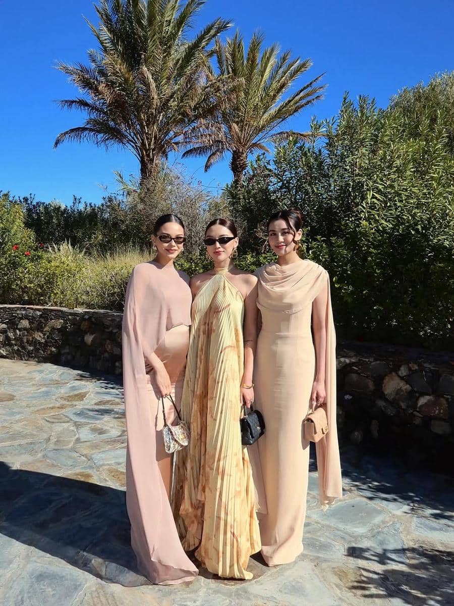 Alyssa Daguise di acara pernikahan sahabat