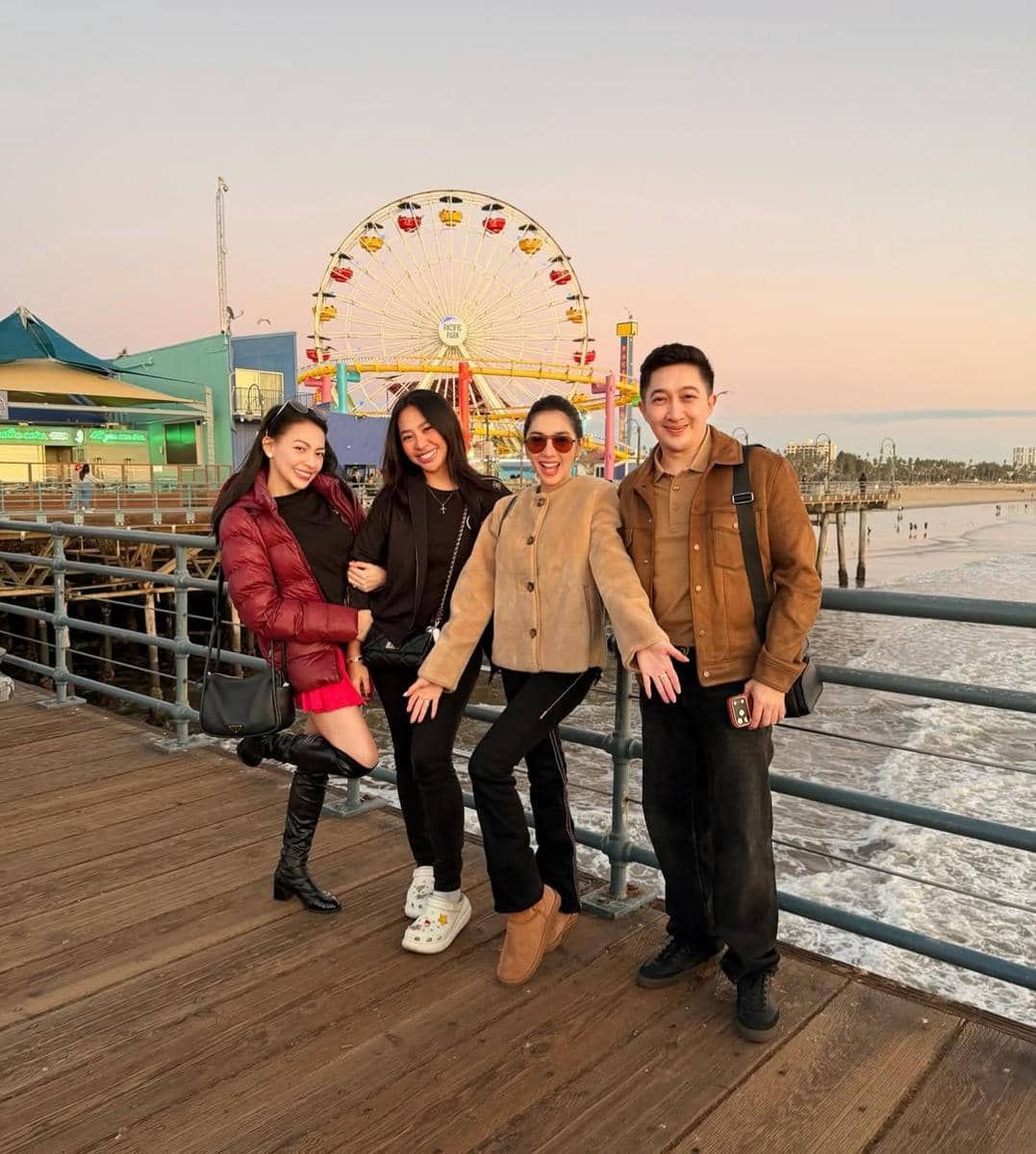 Angel Karamoy dan keluarga jalan-jalan di Santa Monica