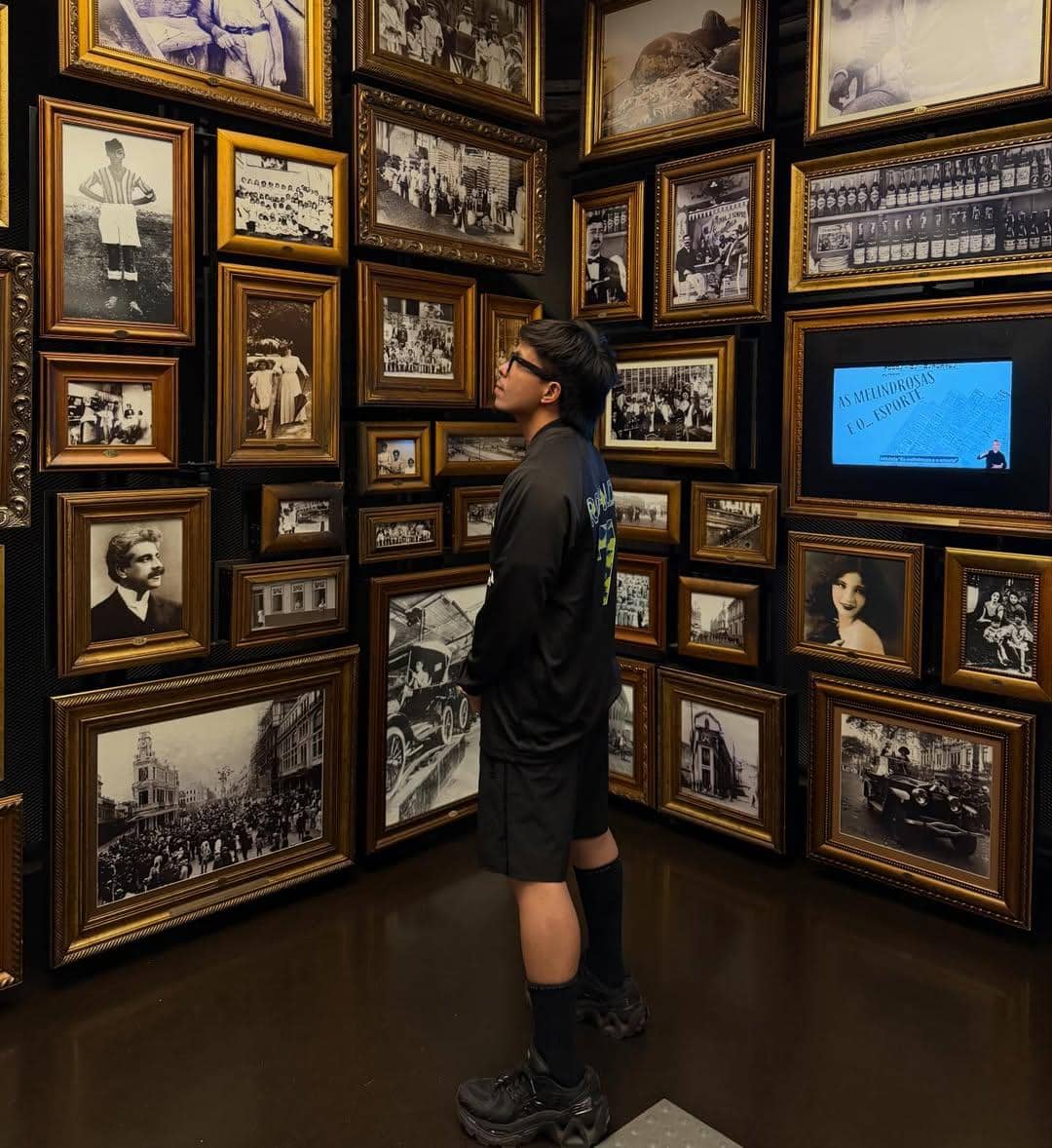 Atta Halilintar saat jalan-jalan di Brazil