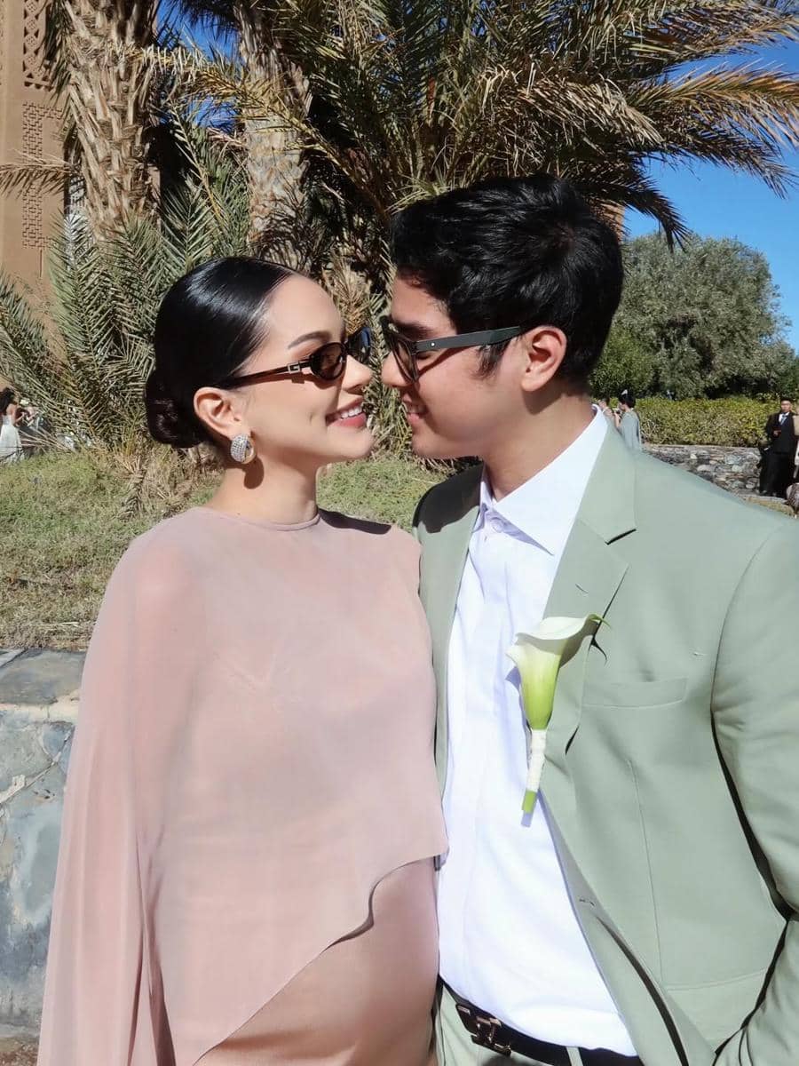 Alyssa Daguise di acara pernikahan sahabat