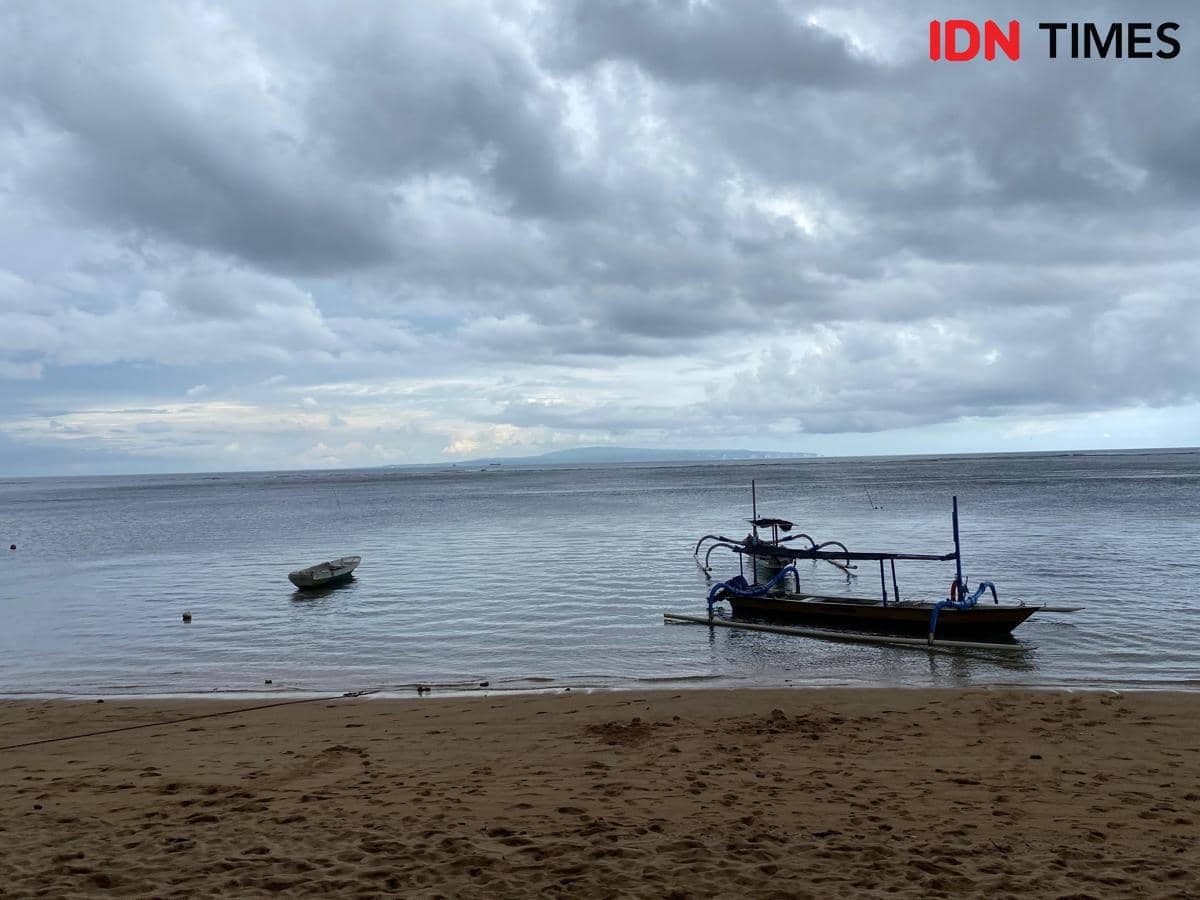 mendung di sanur.jpeg