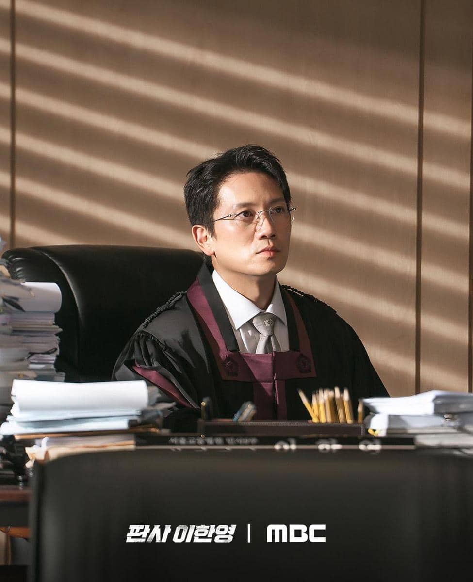 Poster drama The Judge Returns 