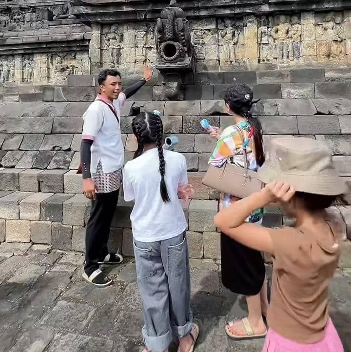 potret keluarga Ashanty Liburan di Magelang