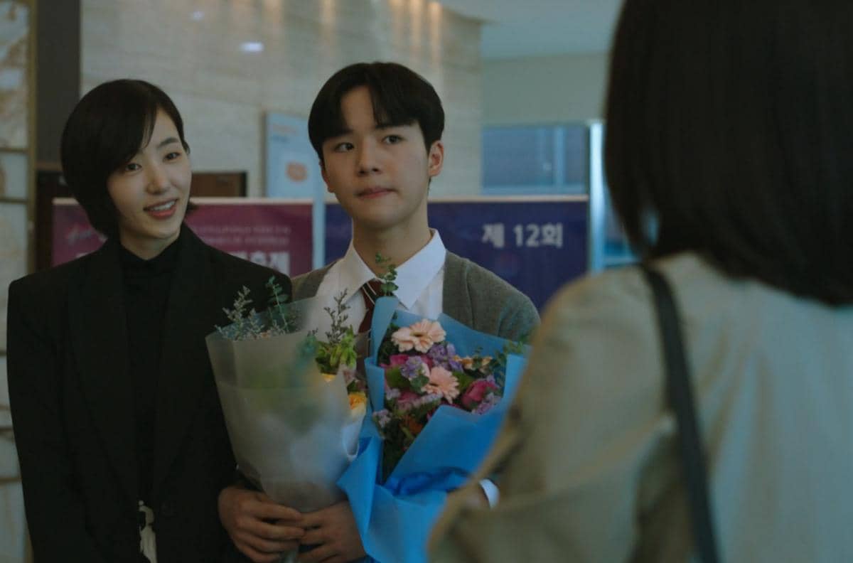 cuplikan drakor Love Me