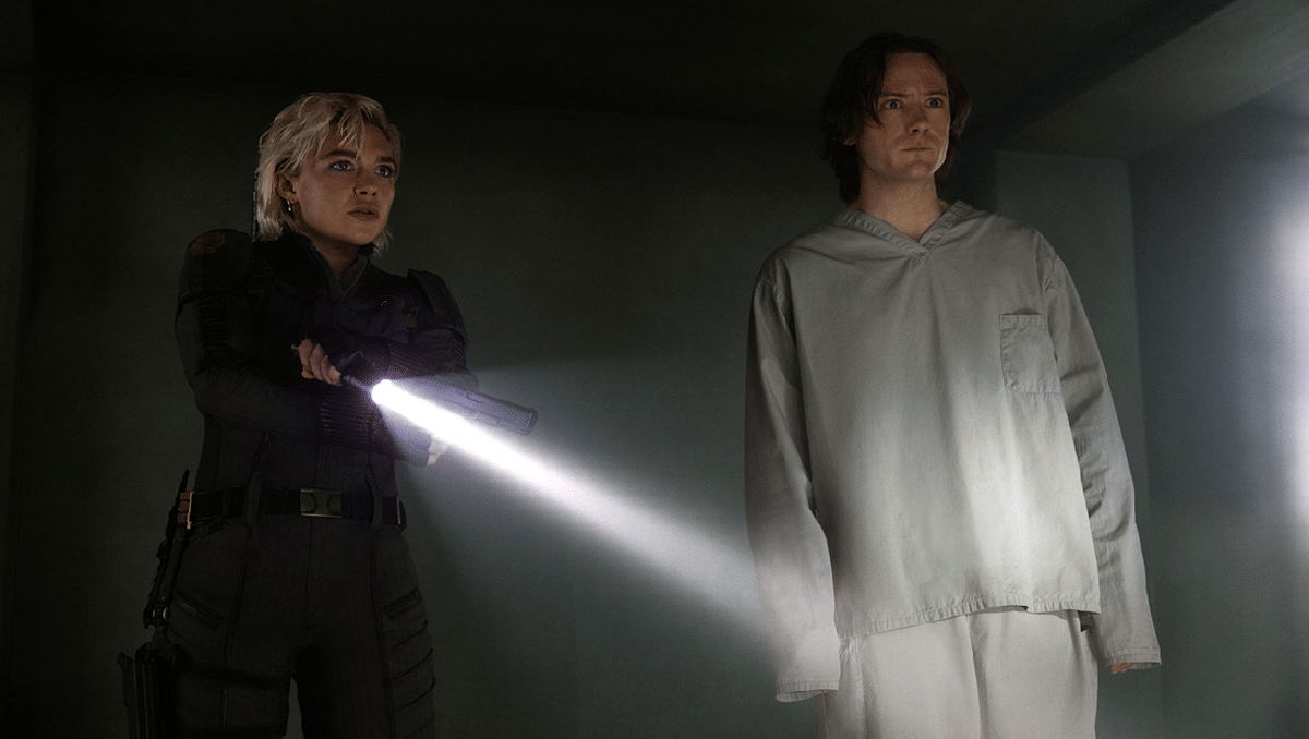 Yelena dan Bob menyusuri alam bawah sadar Bob yang traumatis