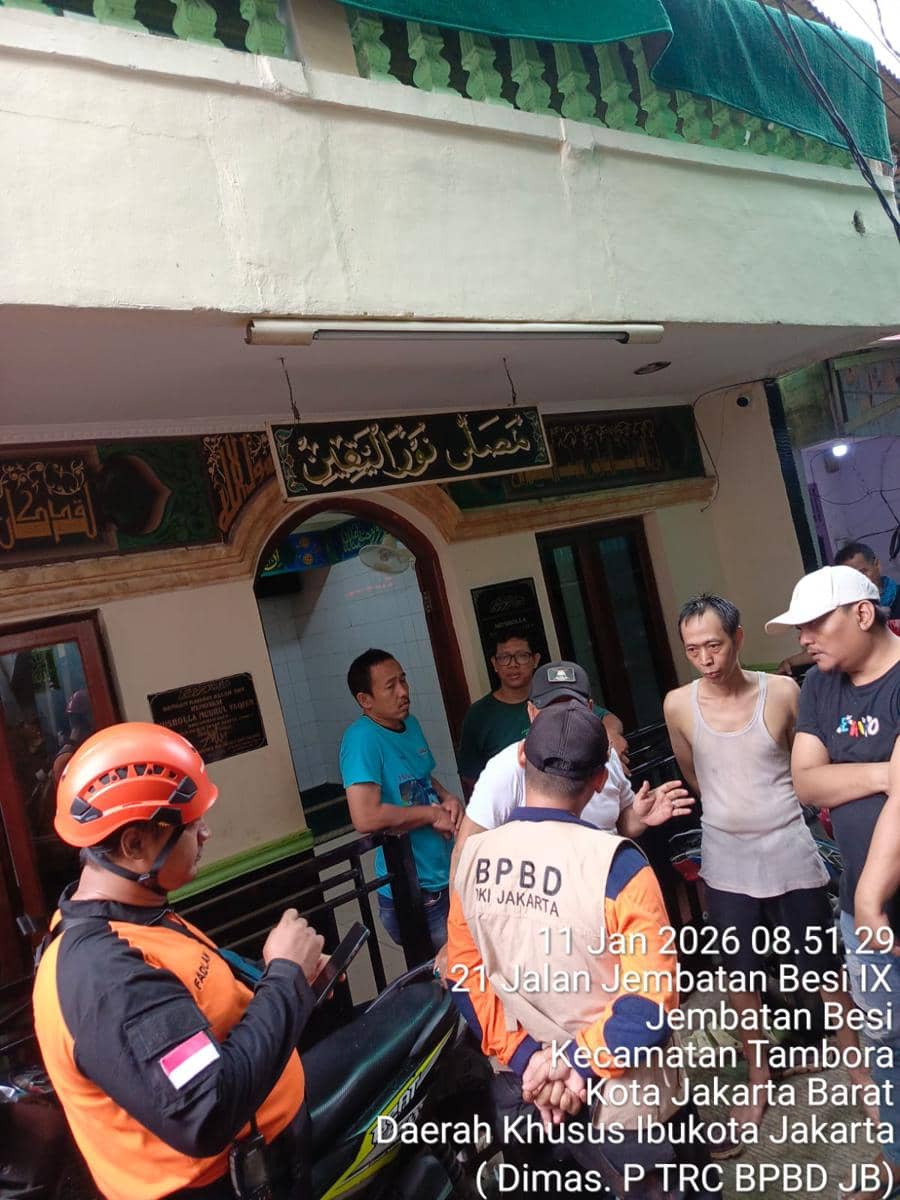 Kebakaran Hanguskan 15 Bangunan di Tambora, Kerugian Capai Rp1,7 M