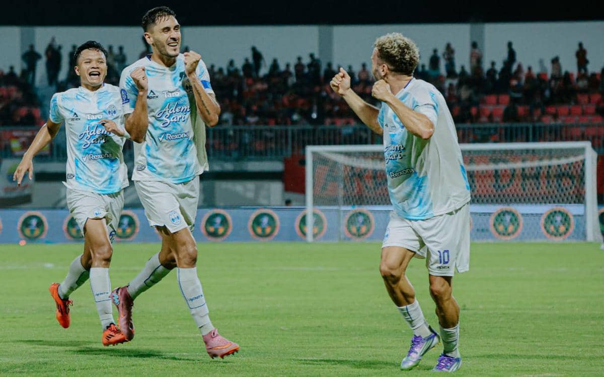 PSIM Jogja pesta gol saat bertandang ke markas Madura United di Stadion Gelora Madura Rato Pamelingan (SGMRP), Sabtu (10/1/2026).