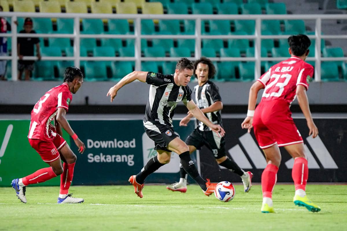 kendal tornado fc, deltras fc