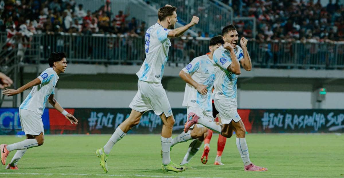 PSIM Jogja pesta gol saat bertandang ke markas Madura United di Stadion Gelora Madura Rato Pamelingan (SGMRP), Sabtu (10/1/2026). 