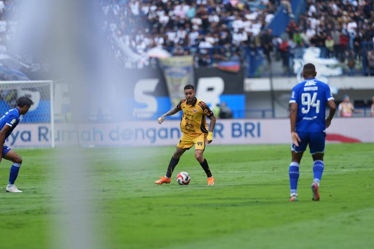 Persib vs Persija di Stadion GBLA