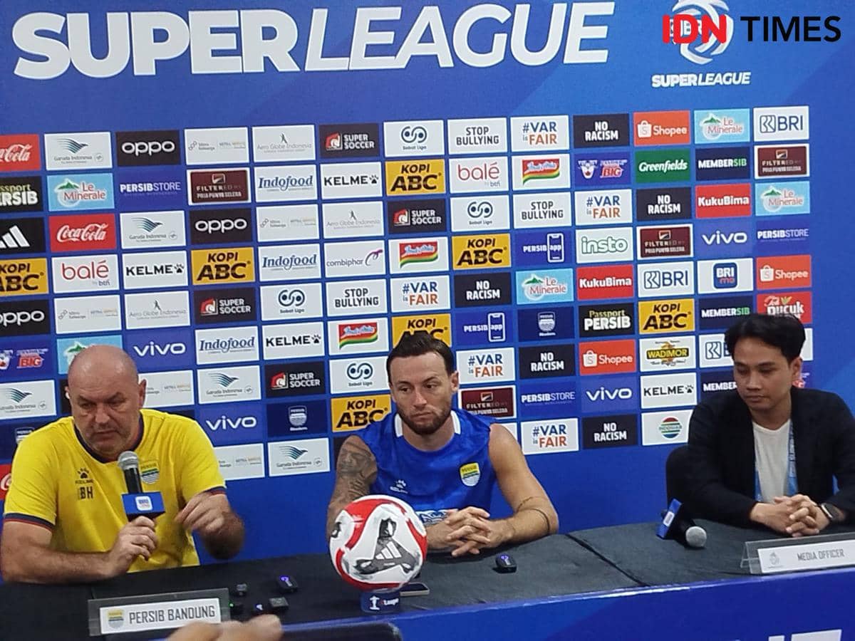 Klok Merasa Dirinya Bak Luis Figo di Pusaran Persib dan Persija