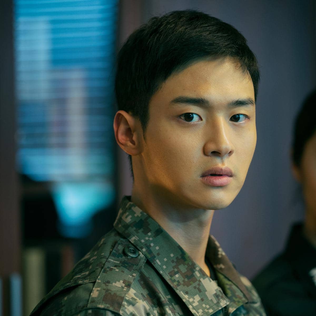 Jang Dong Yoon di drama Search