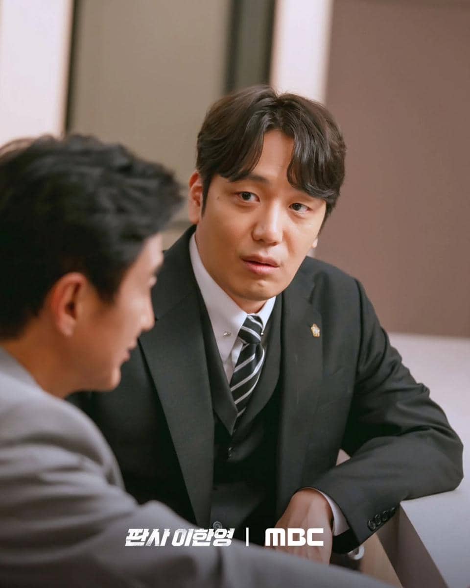 Heo Hyung Kyu di drama The Judge Returns