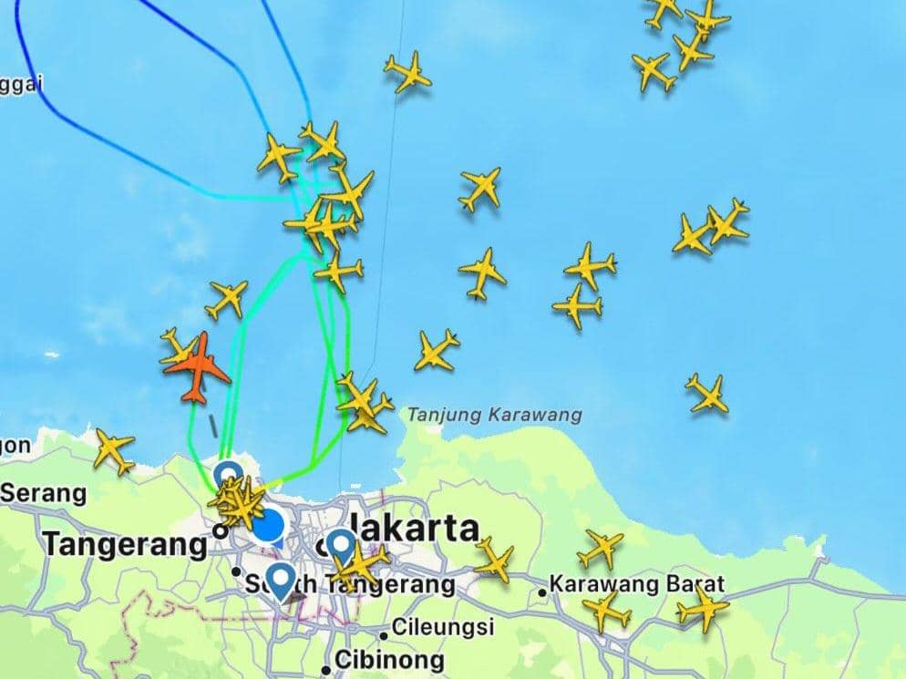 15 pesawat menuju Bandara Soetta harus holding