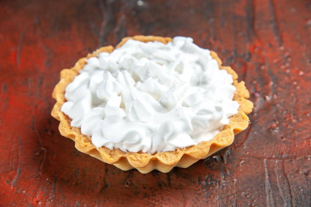 ilustrasi isian coconut cream pie