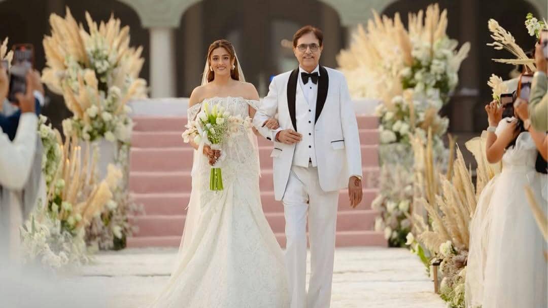 pernikahan Nupur Sanon