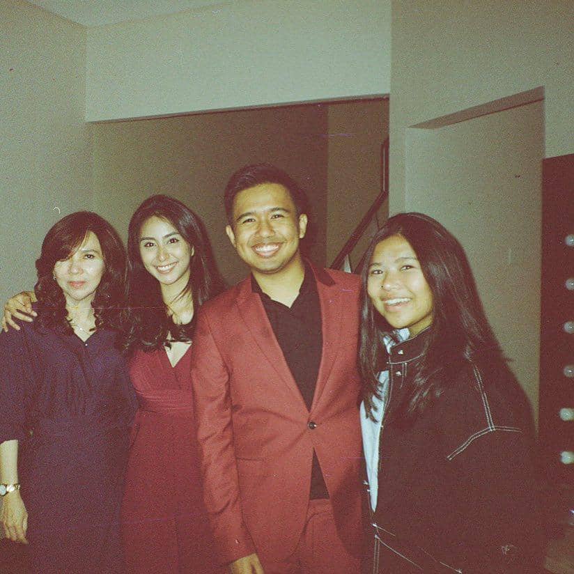 Kedekatan Joshua Suherman dan Ibunda (instagram.com/suhermanlisa)