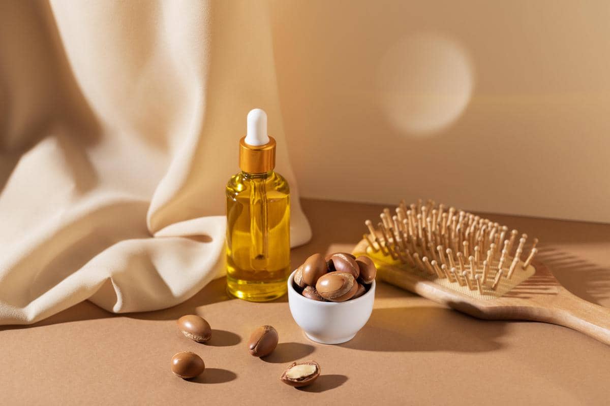 ilustrasi hair oil