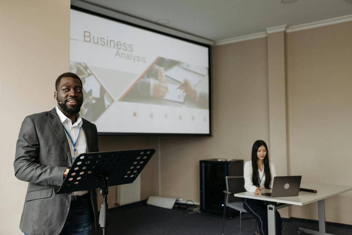 Communication officer