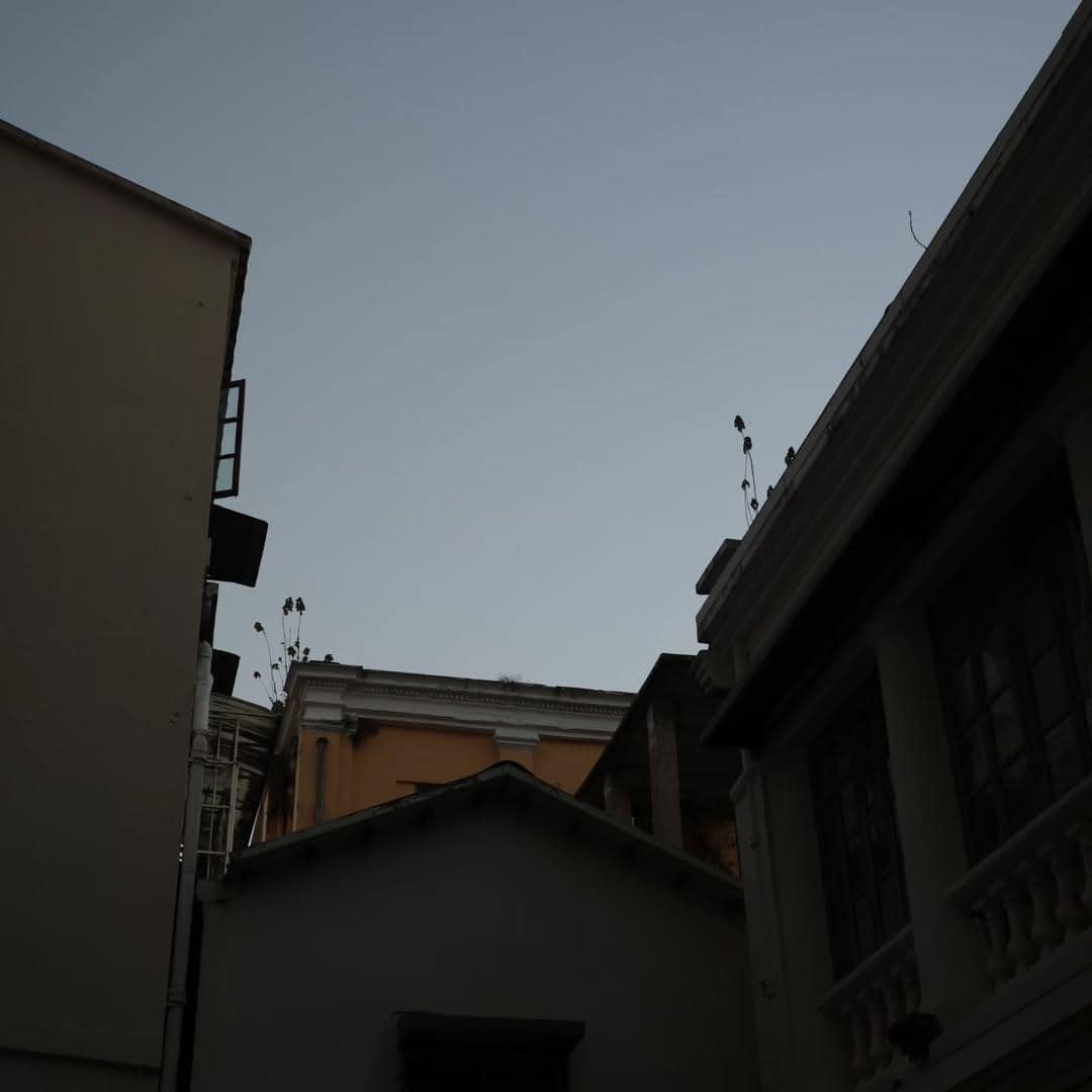 Putri Delina jalan-jalan di Shamian Island