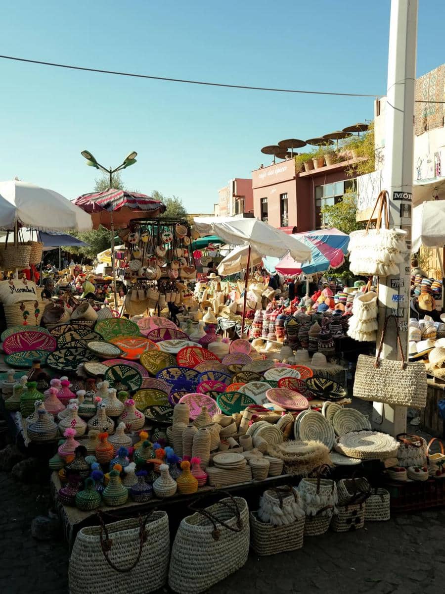 Thariq dan Aaliyah jalan-jalan di Souk Semmarine