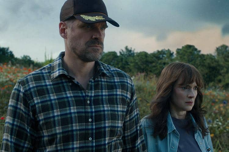 Jim Hopper dan Joyce Byers