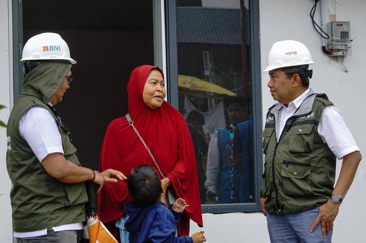 BNI berpartisipasi dalam serah terima 600 Hunian Danantara (huntara) tahap pertama di Kabupaten Aceh Tamiang.