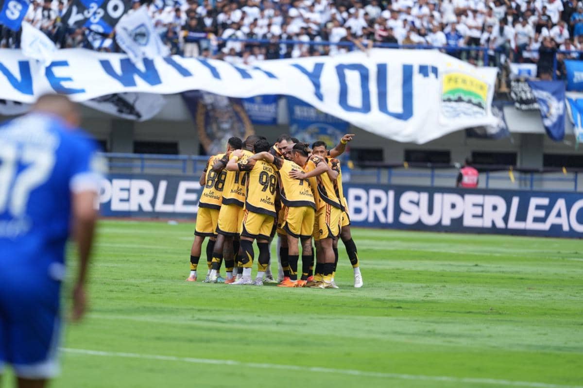 Persib vs Persija di Stadion GBLA
