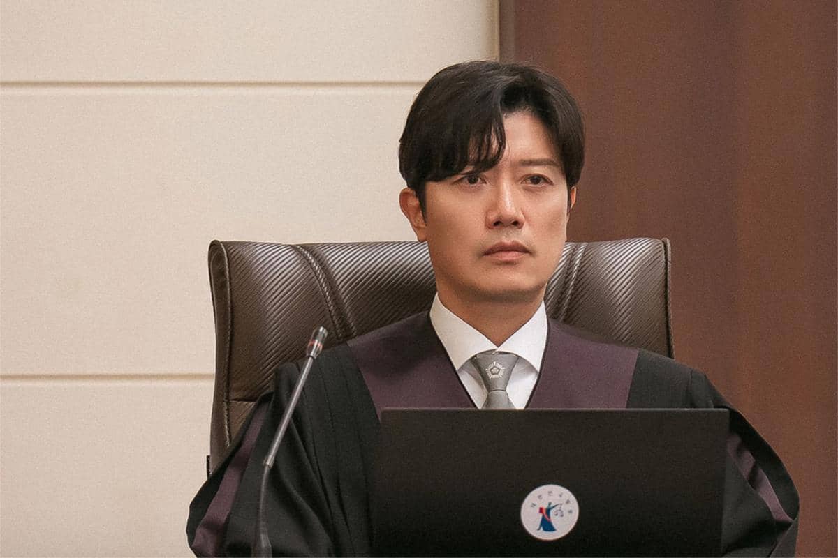 Park Hee Soon di drakor The Judge Returns