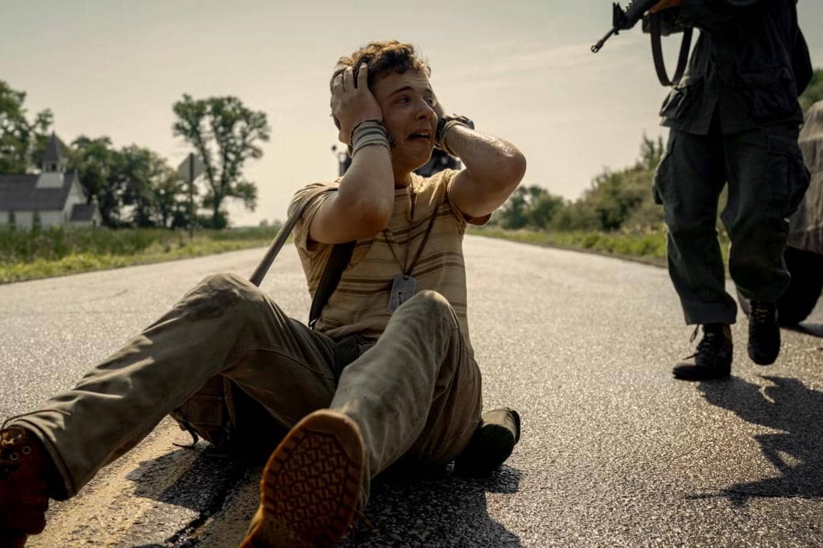 cuplikan adegan dalam film The Long Walk