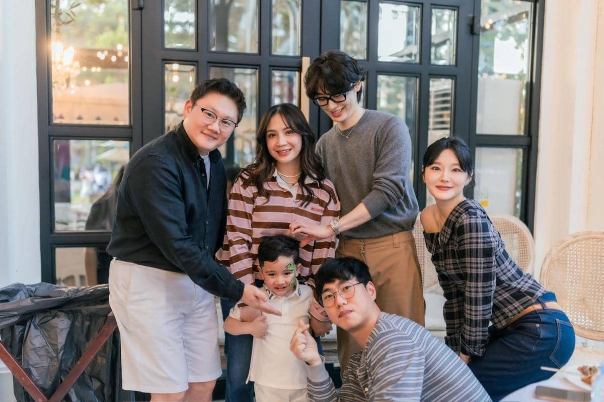 Lee Won Jung di acara ulang tahun anak Syahnaz (instagram.com/raffinagita1717)